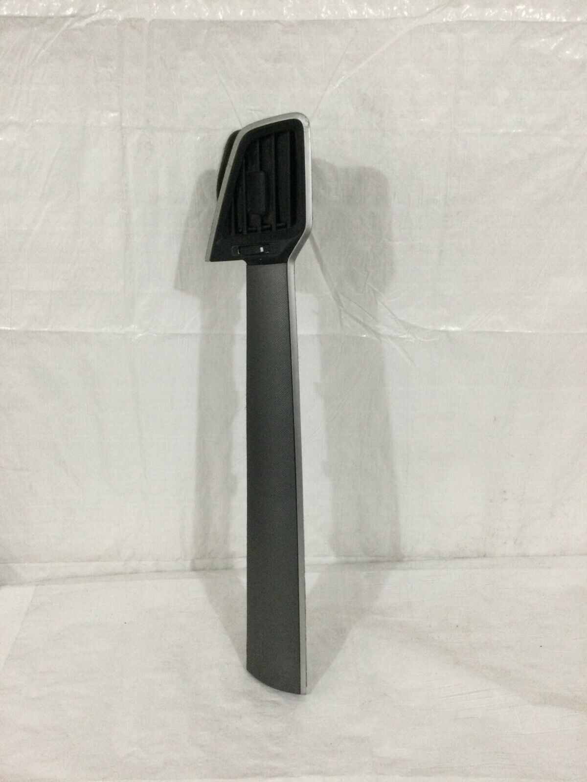 2017 Honda Civic Front Right Passenger Dash Trim W/ Air Vent OEM 77270-TBA