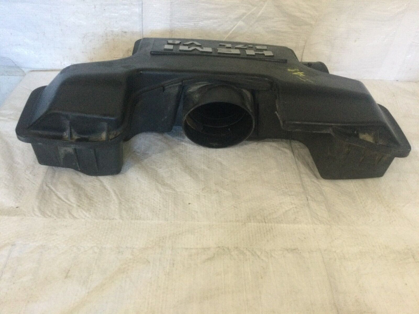 2003-2008 Dodge Ram 1500 5.7L Hemi Air Intake Resonator Housing Box OEM 53032463