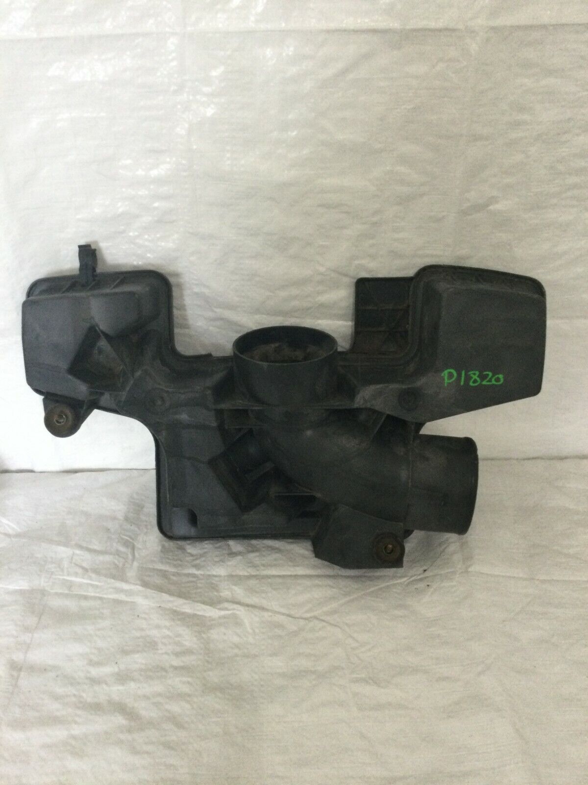 2003-2008 Dodge Durango 5.7L Hemi Air Intake Resonator Housing Box OEM 53032463