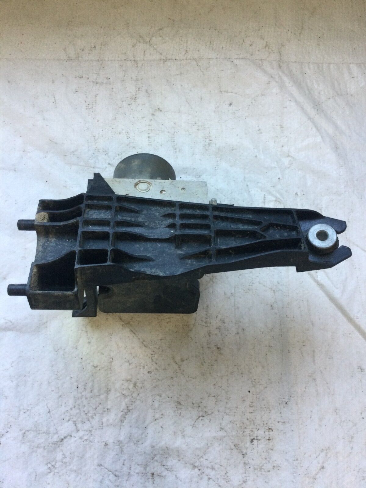 2016-2018 Chevrolet Cruze Abs Pump Control Module OEM