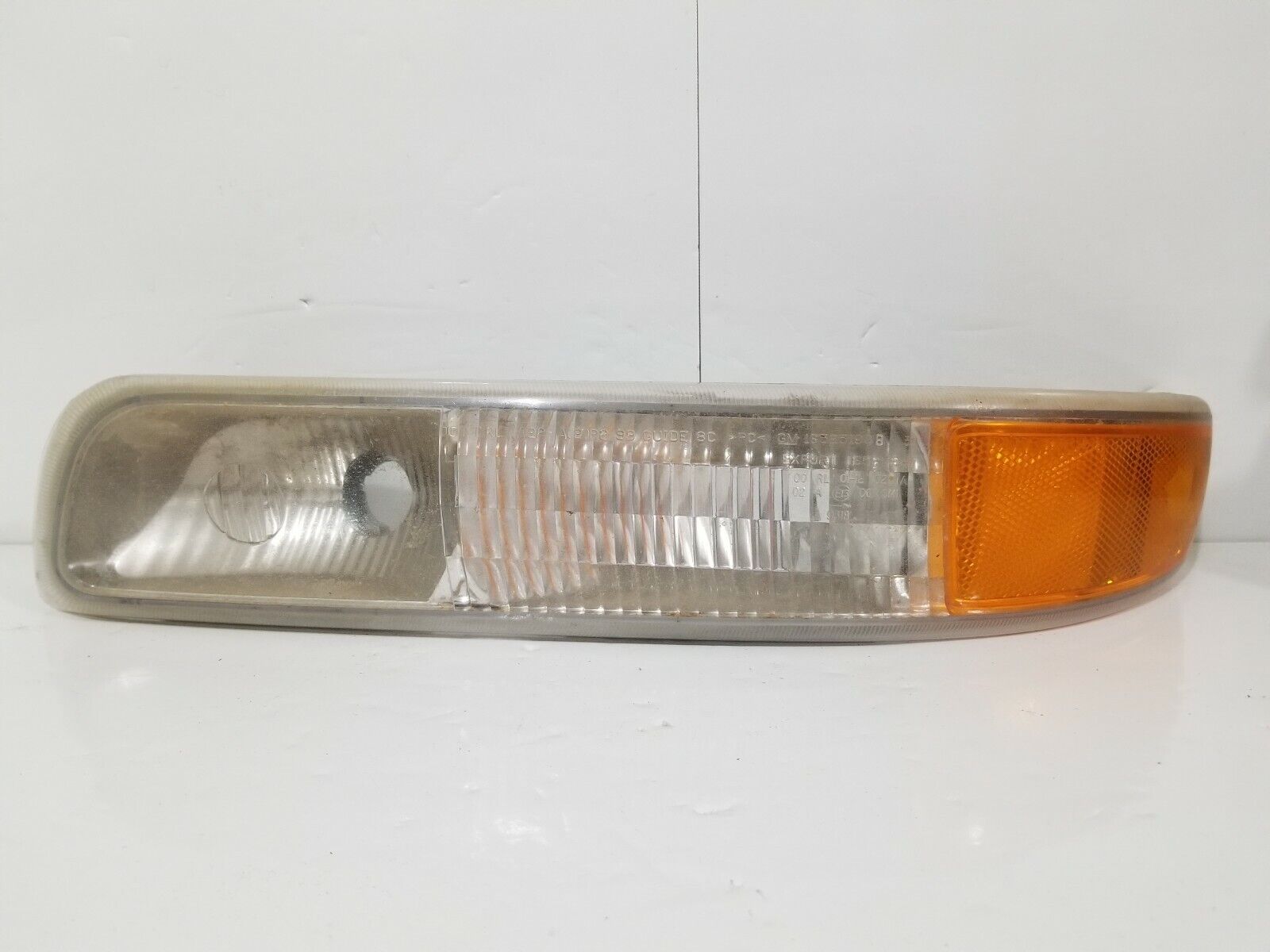 2005 GMC Sierra 1500 Marker Lamp Light Left Driver Side OEM LH