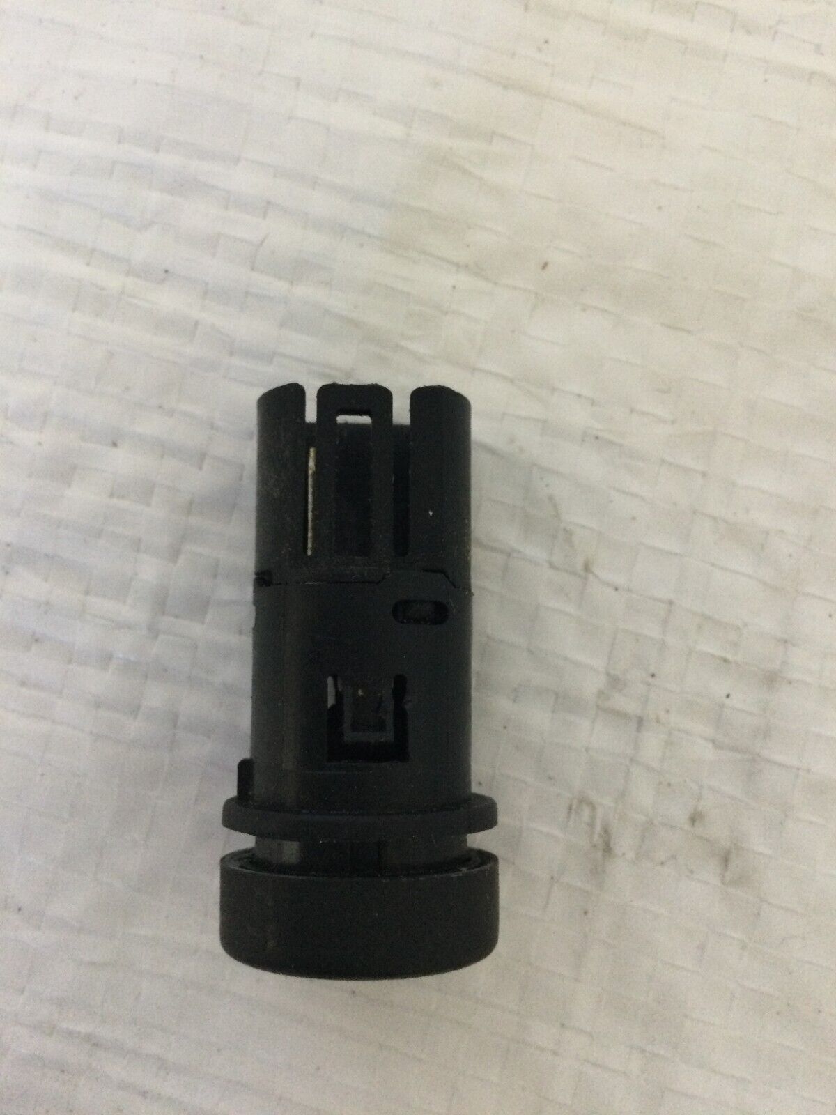 2007 Chevy Cobalt Trunk Open Release Push Button Popper Switch 25762050 OEM 