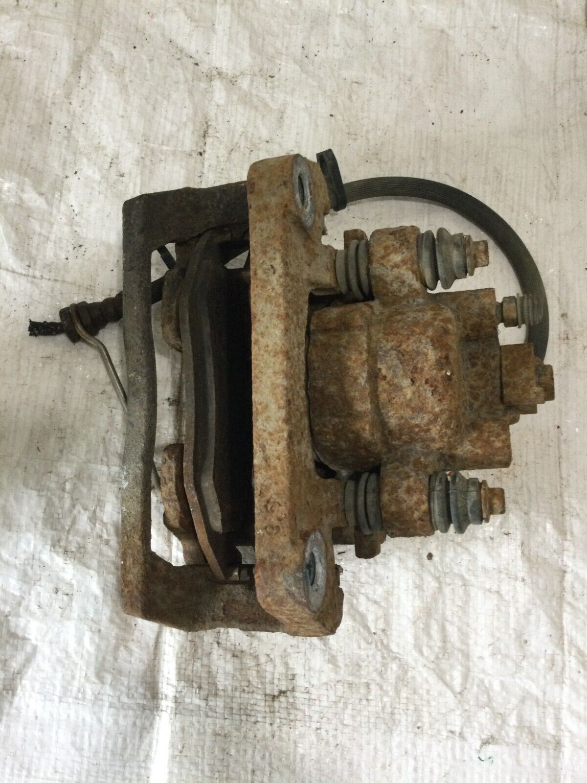 2005 Dodge  Ram 1500 Rear Left  Brake  Caliper OEM