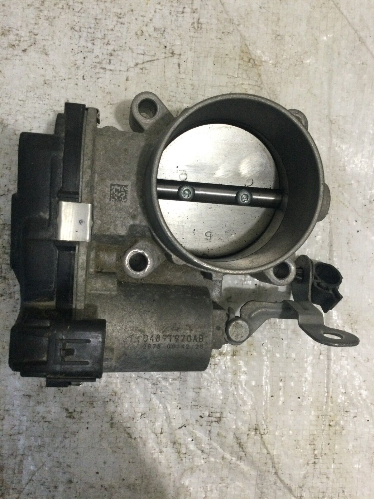 2017-2019 Jeep Compass Throttle Body Valve Assembly OEM 04891970AB