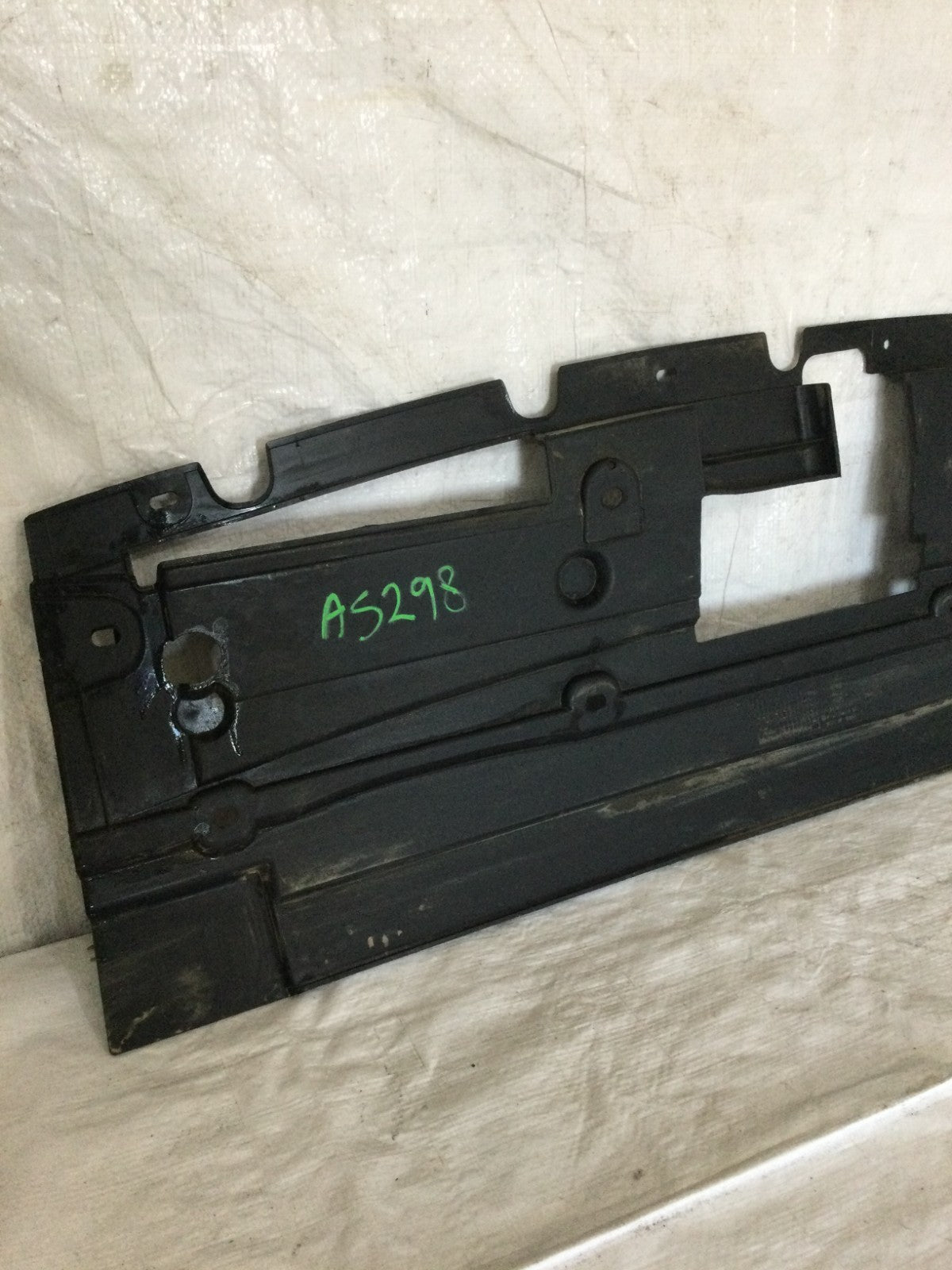 2023 Ford F-150 5.0L Radiator Upper Trim Plate OEM ML3419E525AB