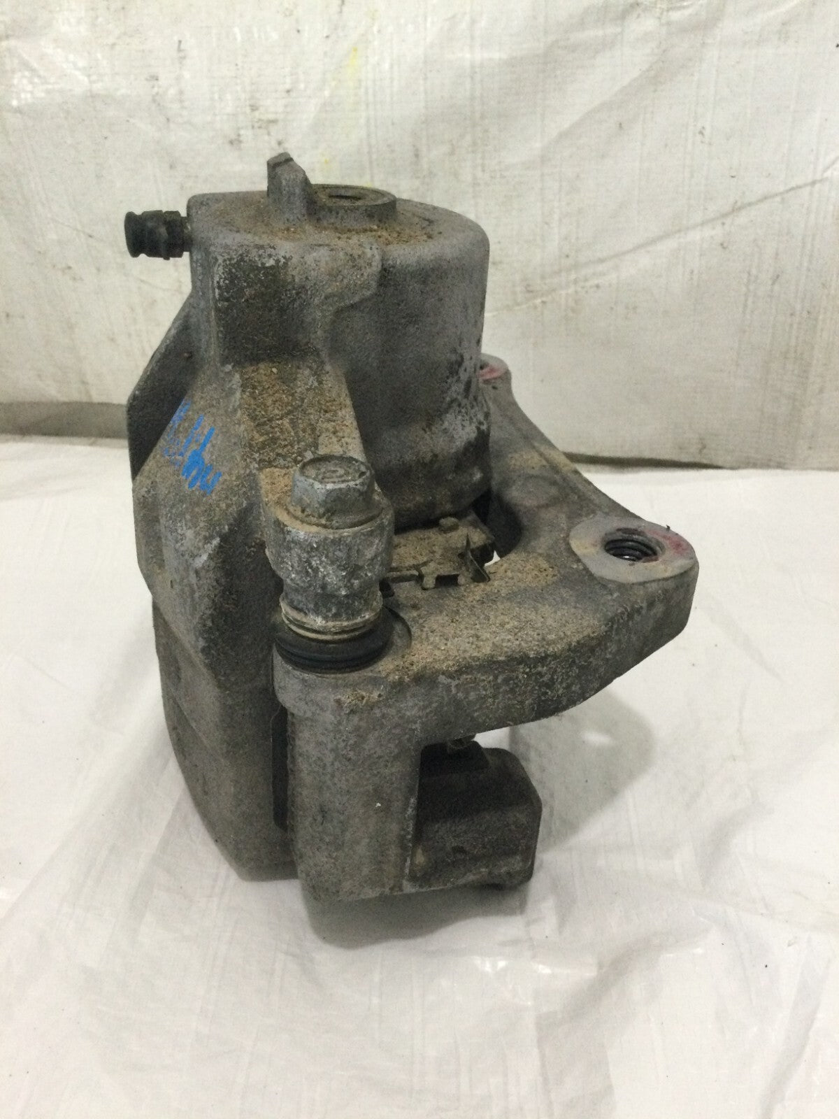 2019 Chevrolet Malibu Front Right Brake Caliper OEM