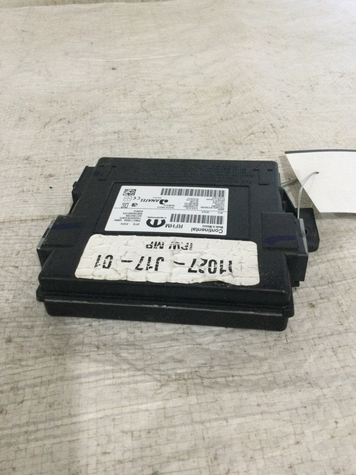 2017-2019 Jeep Compass Keyless Entry Receiver Control Module OEM 68411100AA