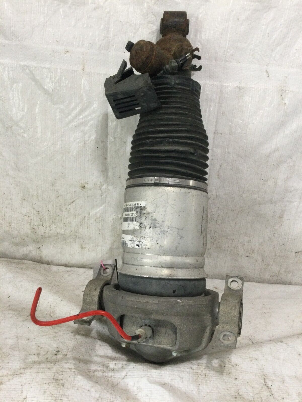 2003-2006 Porsche Cayenne Turbo Left Rear Shock Strut Absorber 7L5512021AM OEM