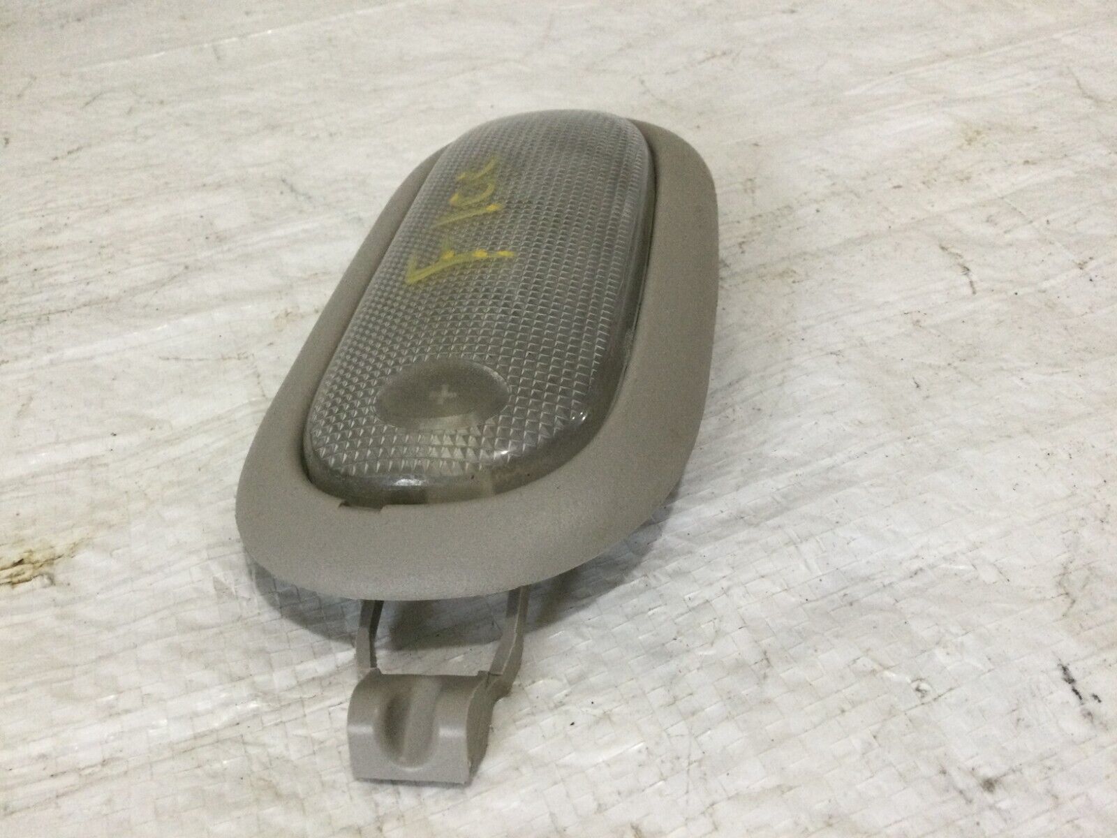 2005 Dodge Ram 1500 Dome Light 1BC77TRMAA 5JG55TRMAB OEM