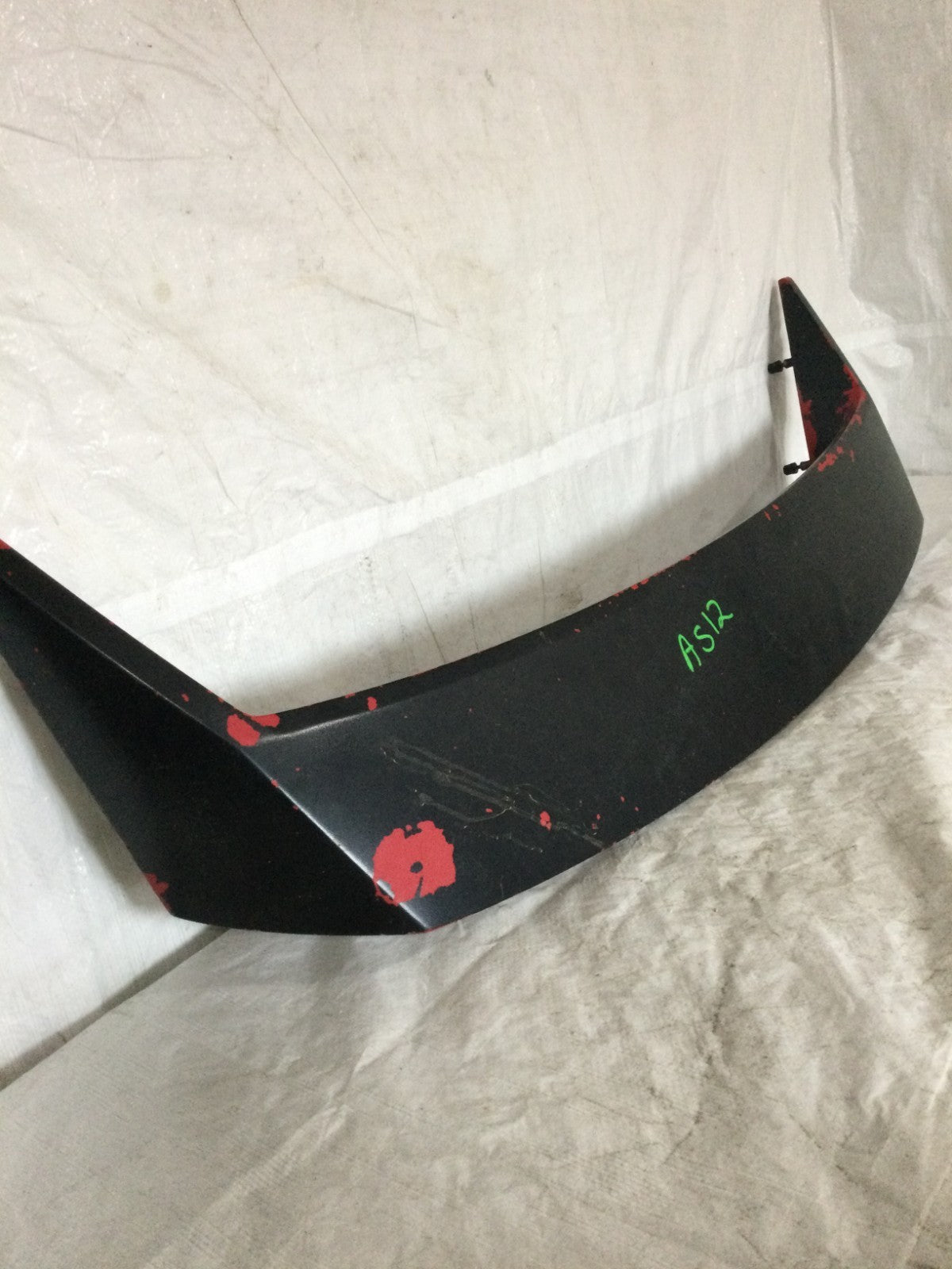 2003 Hyundai Tiburon Rear Spoiler OEM PAINT SCRATCHES/REPAINTED