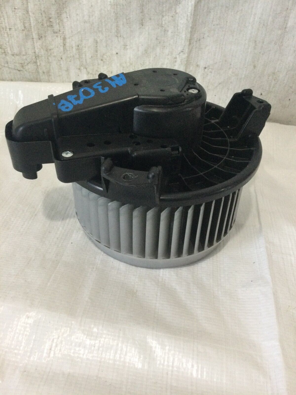 2018 Toyota RAV4 A/C Heater Blower Motor OEM
