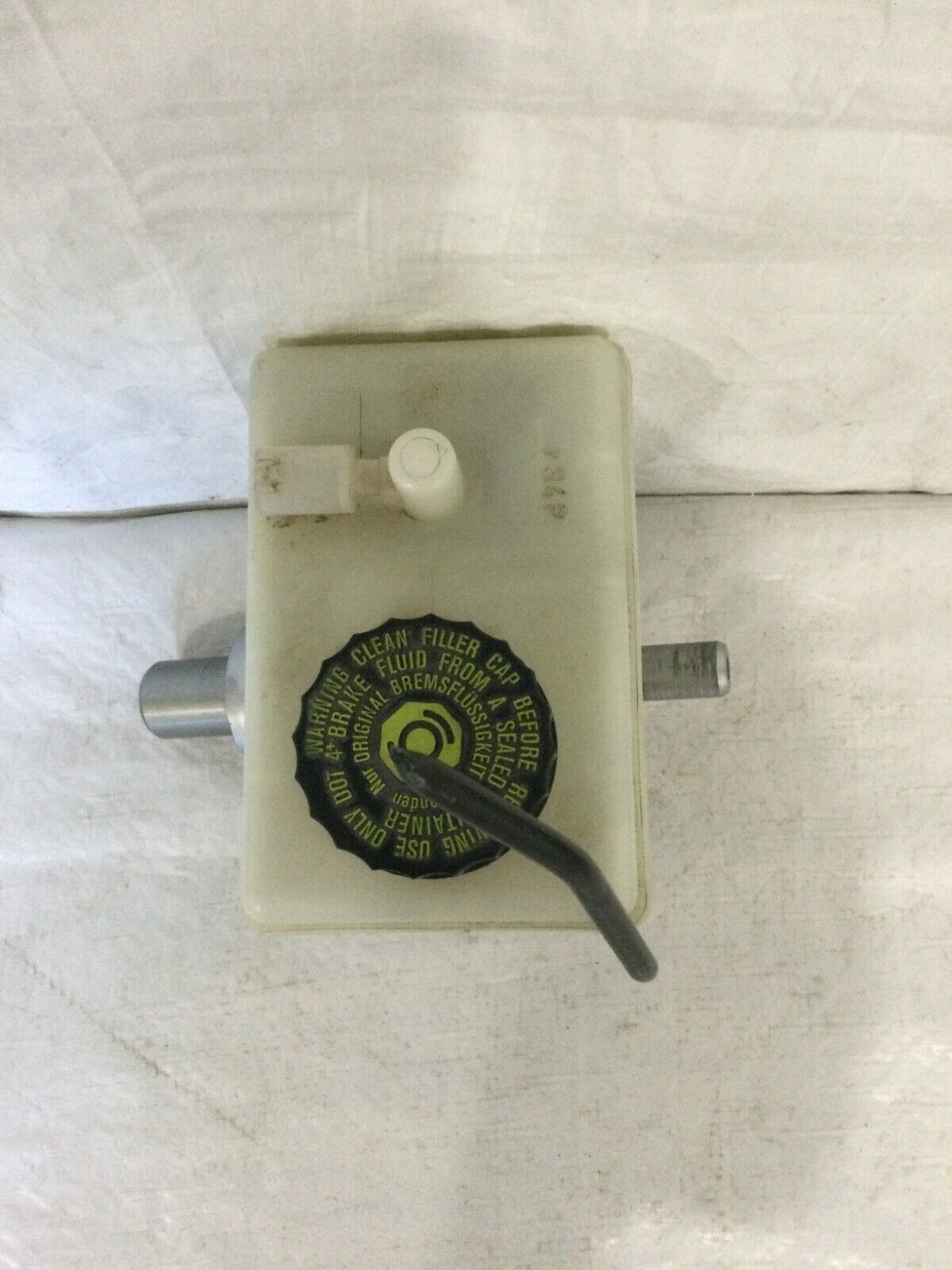 2004 Mercedes S Class S430 Master Brake Cylinder  OEM