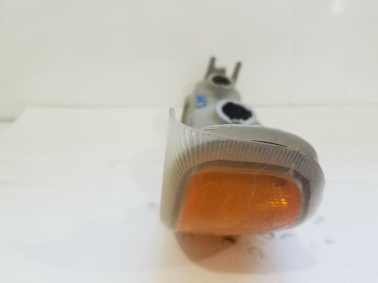 2004 GMC Sierra 1500 Turn Signal Left Driver Side OEM LH