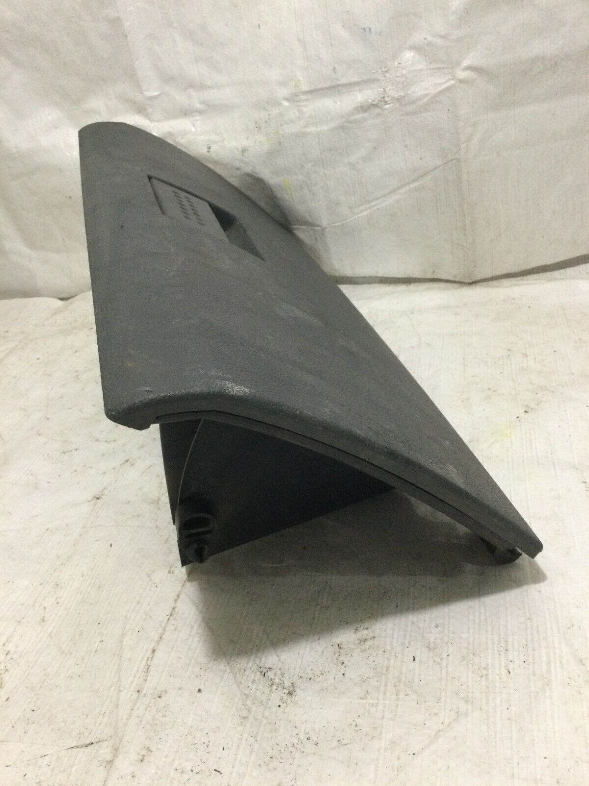 2007 Dodge Ram 1500 Glove Box Assembly OEM