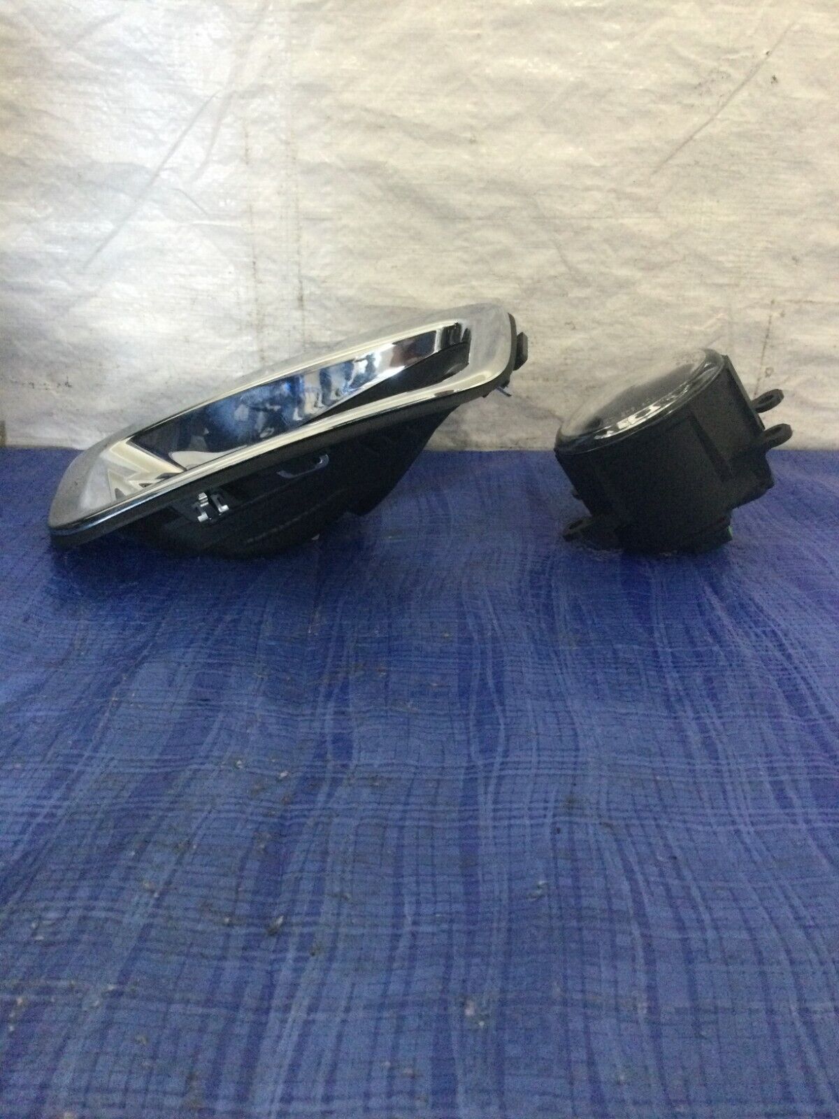 2017 Nissan Titan Fog light W/ Cover Trim Bezel OEM Left Driver Side LH