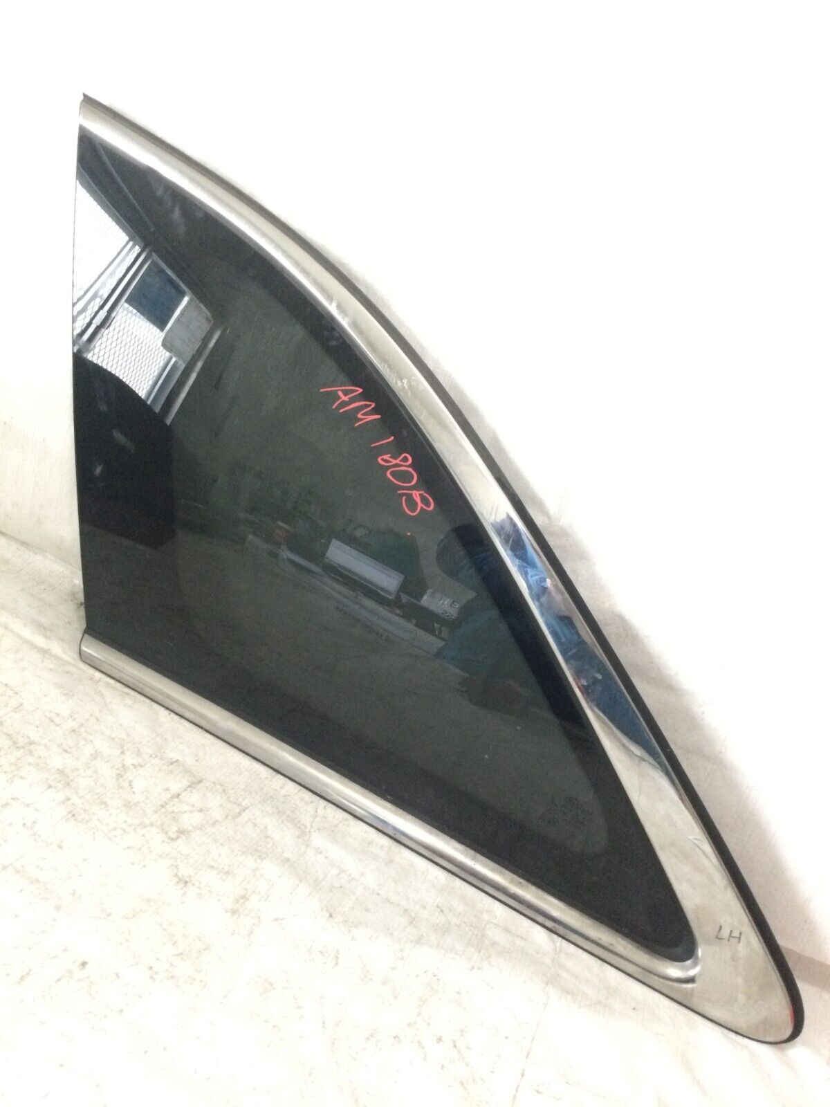 2016-2020 Kia Sorento Rear Left Quarter Window Glass OEM