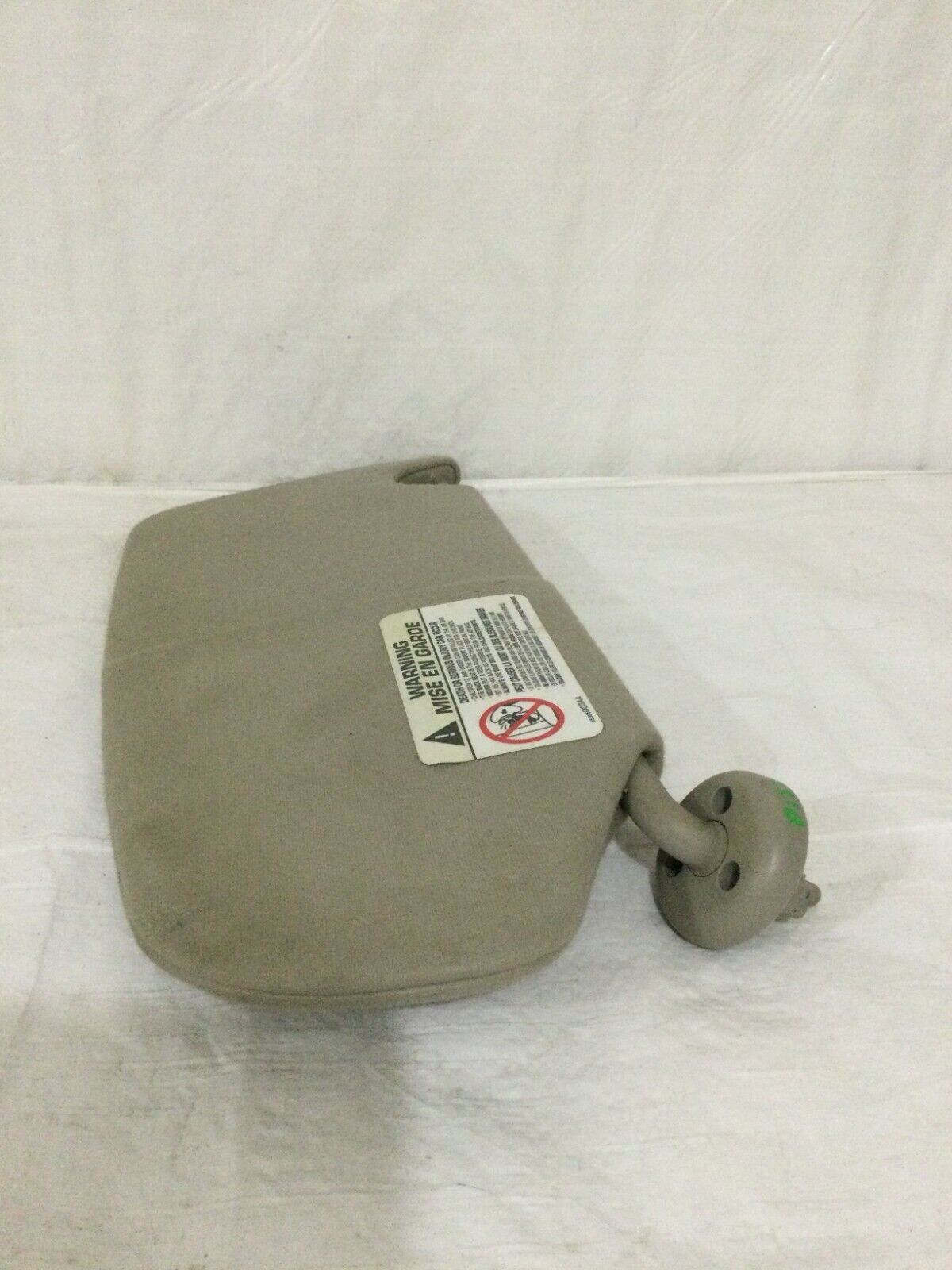 2006 Dodge Ram 1500 Sun Visor Mega Cab 4DR Left LH OEM