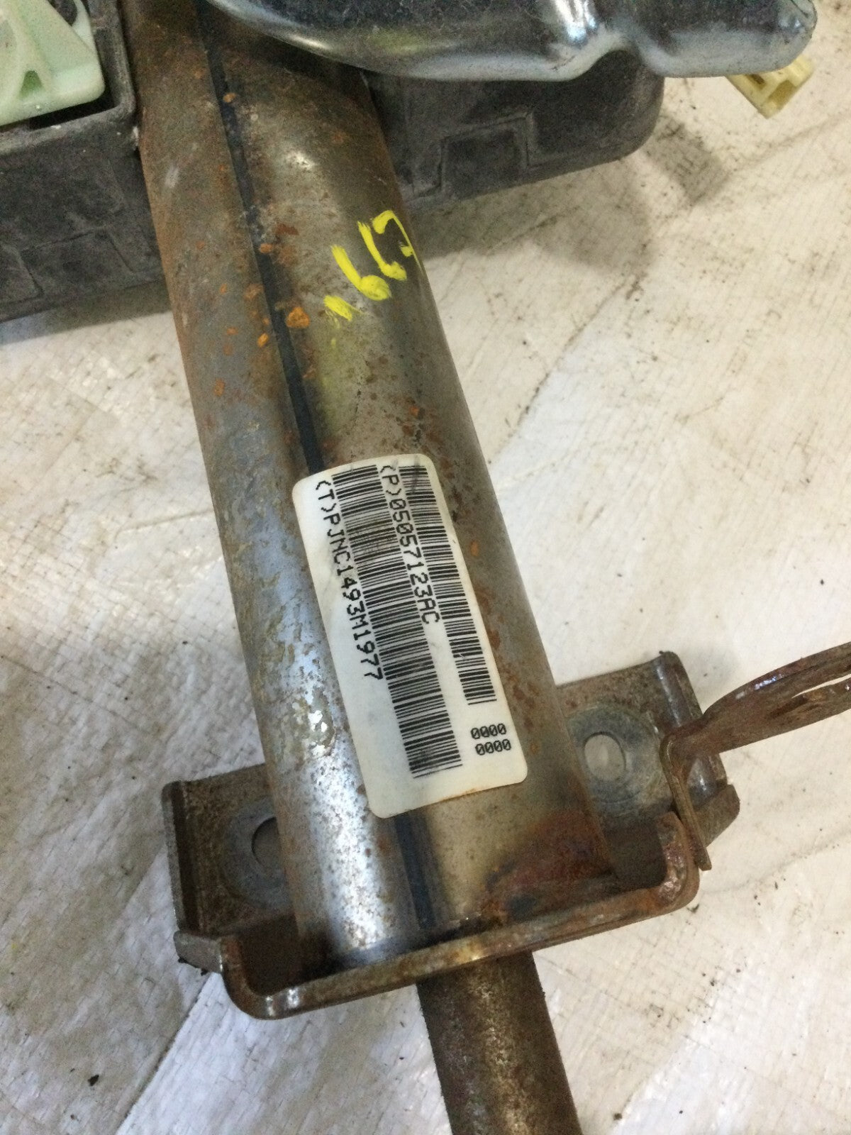 2003-2005 Dodge Ram 1500 Steering Column Assembly OEM