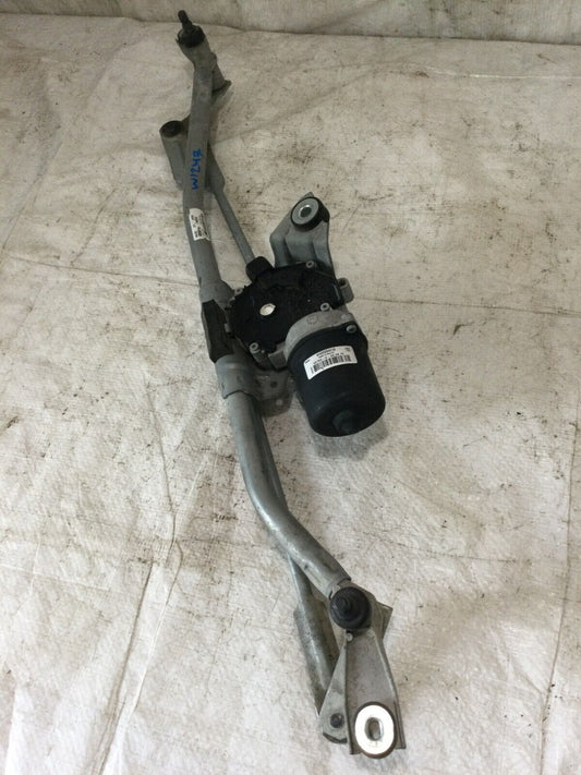 2014 Chevrolet Silverado 1500 Front Windshield Wiper Motor W/ Linkage OEM