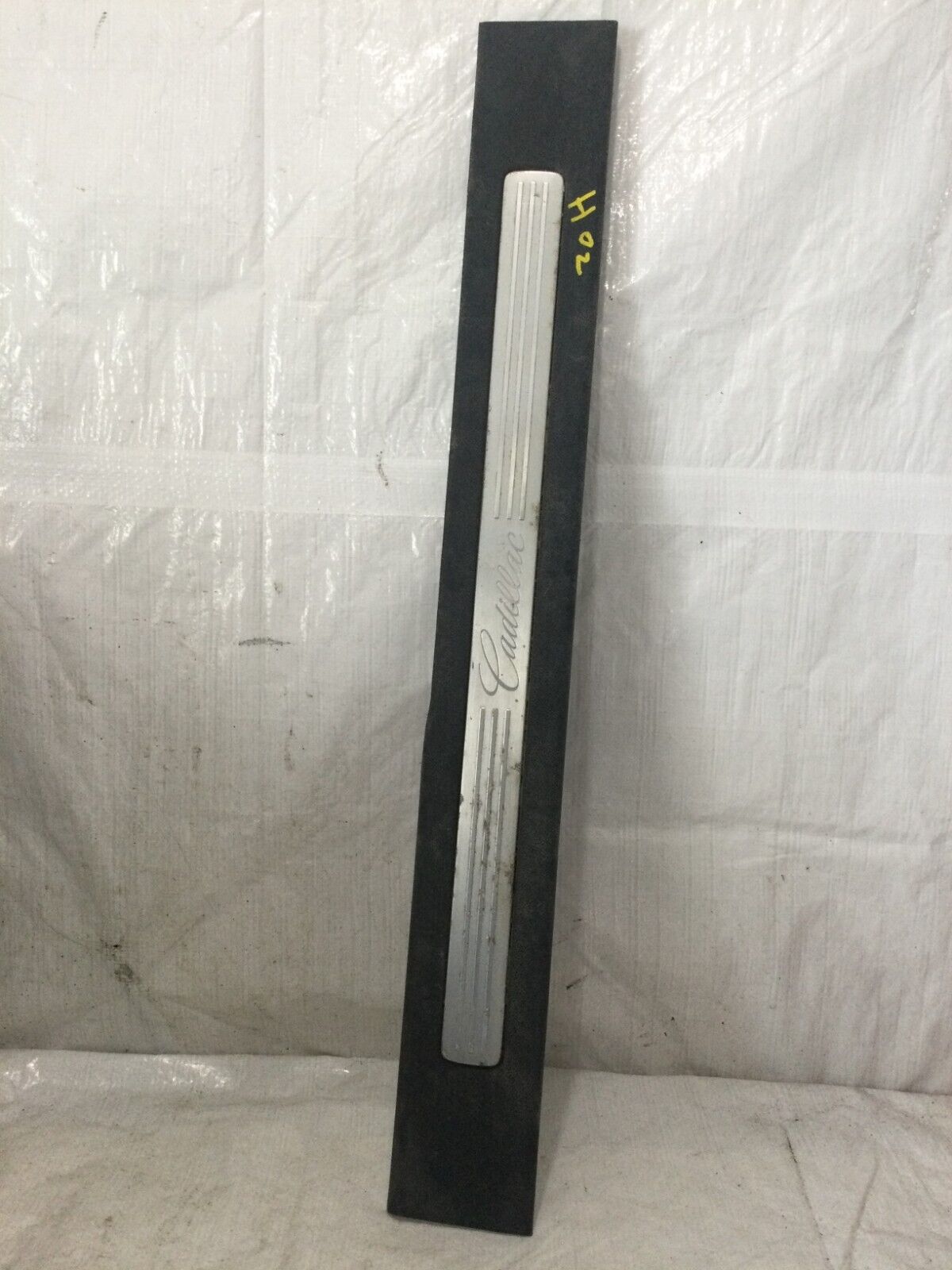 2007 Cdillac Escalade Front Left Driver Sill Scuff Plate OEM