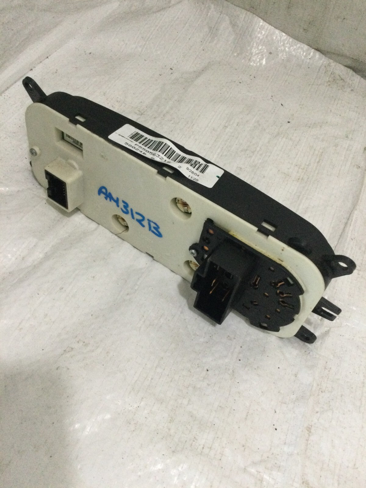 2002-2005 Dodge Ram 1500 AC Heater Control Climate Control Temperature OEM