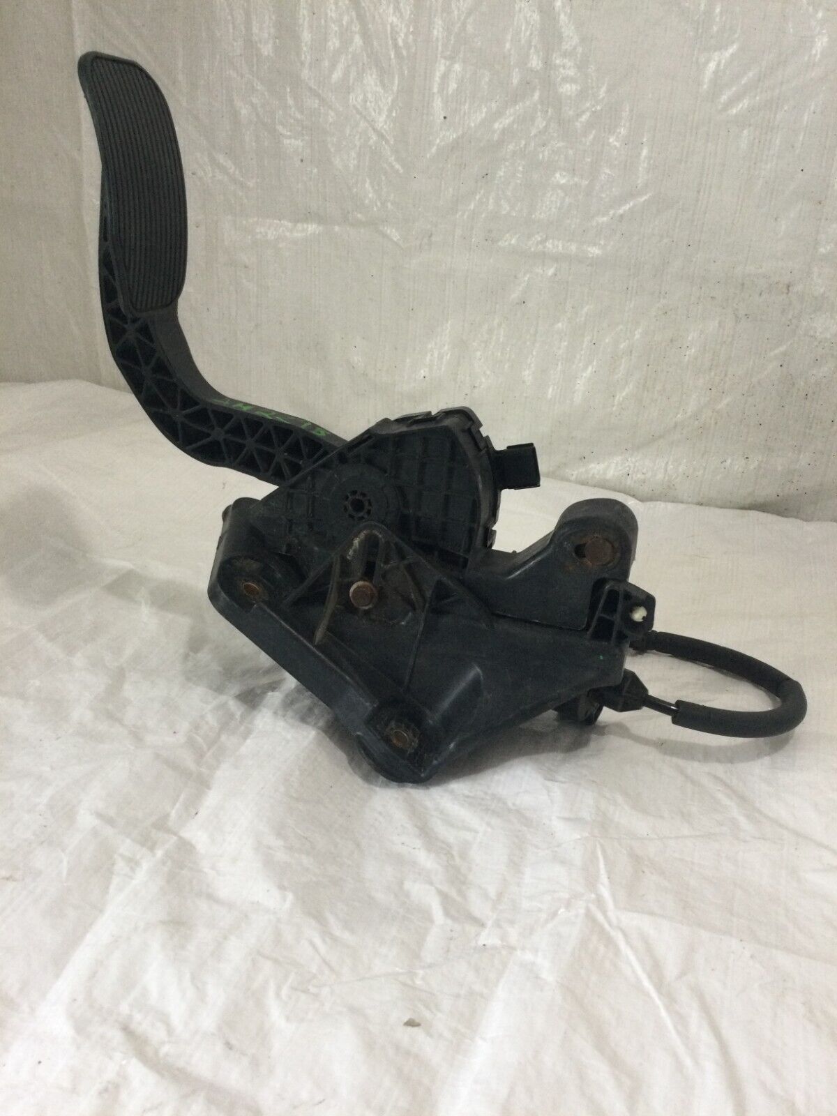 2017 Ford  F-150  F150 Accelerator Gas Pedal OEM