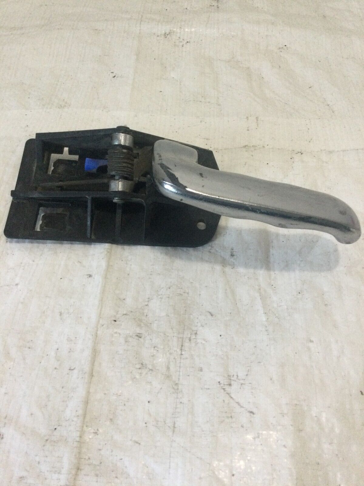 2005 Cadillac Escalade Rear Right  Interior Door Handle OEM