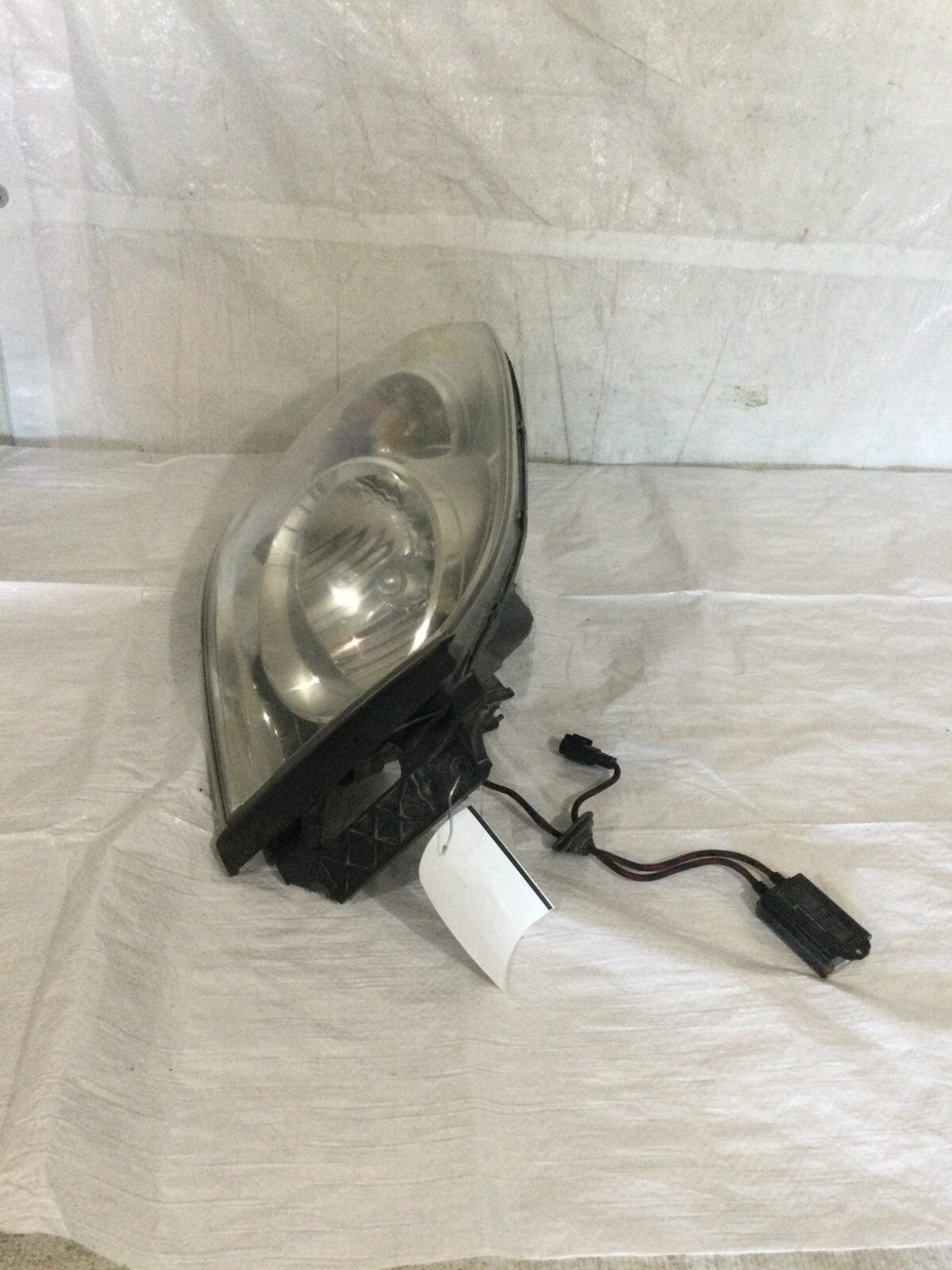 2007 Dodge Ram 2500 Right Passenger Side Headlamp Assembly OEM