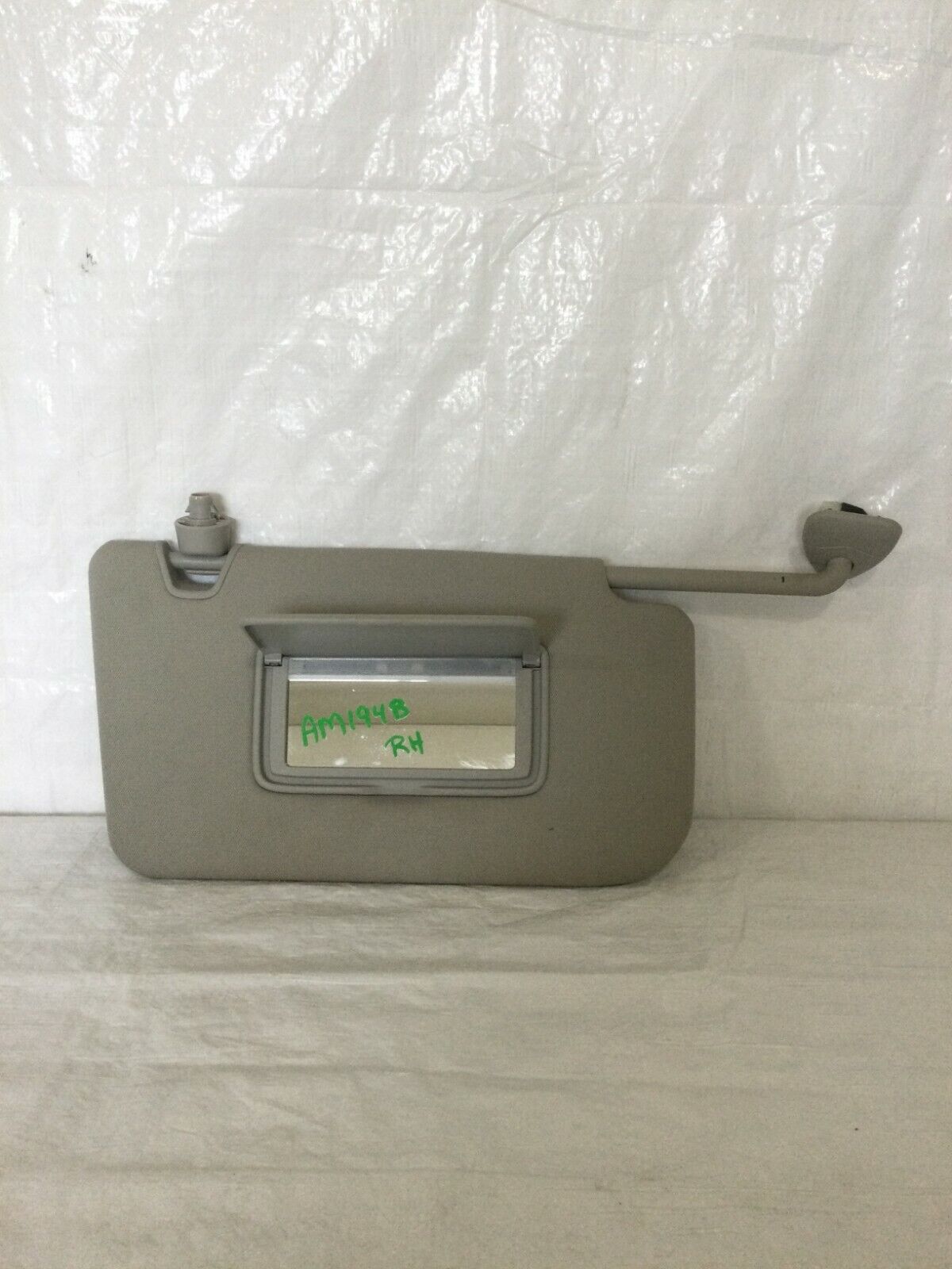 2019 Nissan Rogue Sun Visor Right Passenger Side OEM RH