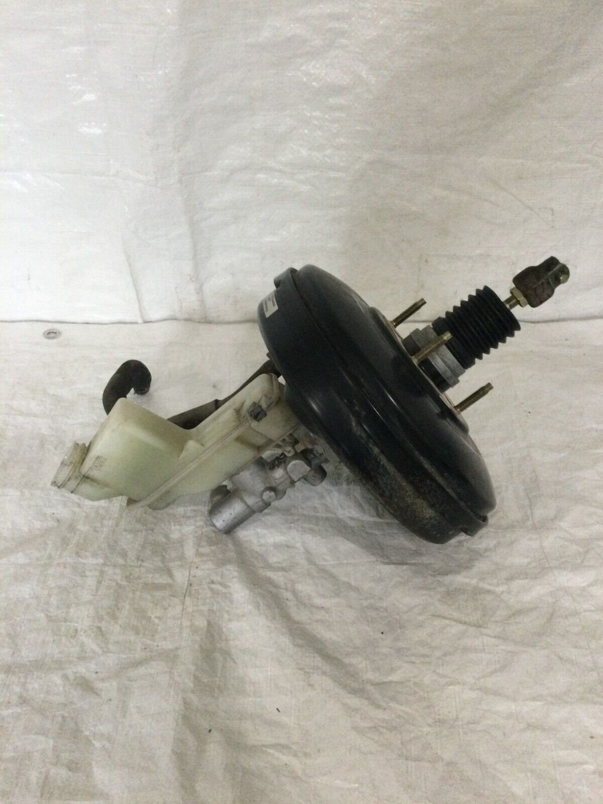 2004-2005 Mazda 6  Master Brake Cylinder W/ Reservoir Brake booster 3.0L OEM