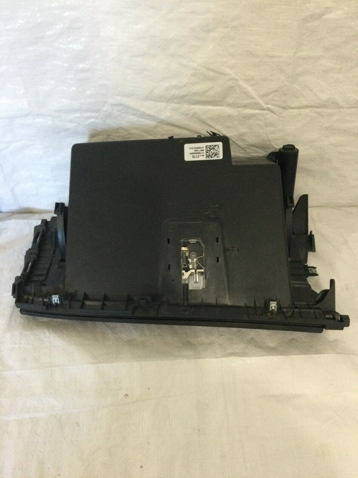 2016-2019 Chevy Cruze Storage Compartment Glove Box 84122176 OEM