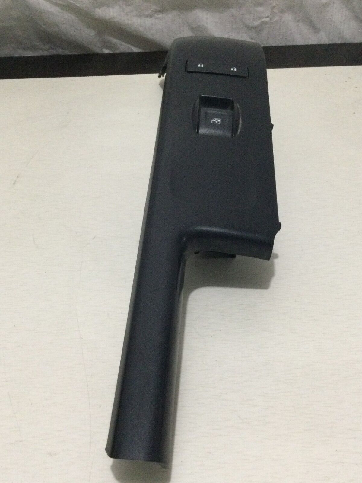 2018 Chevrolet Silverado 1500 Front Right Power Window Switch OEM