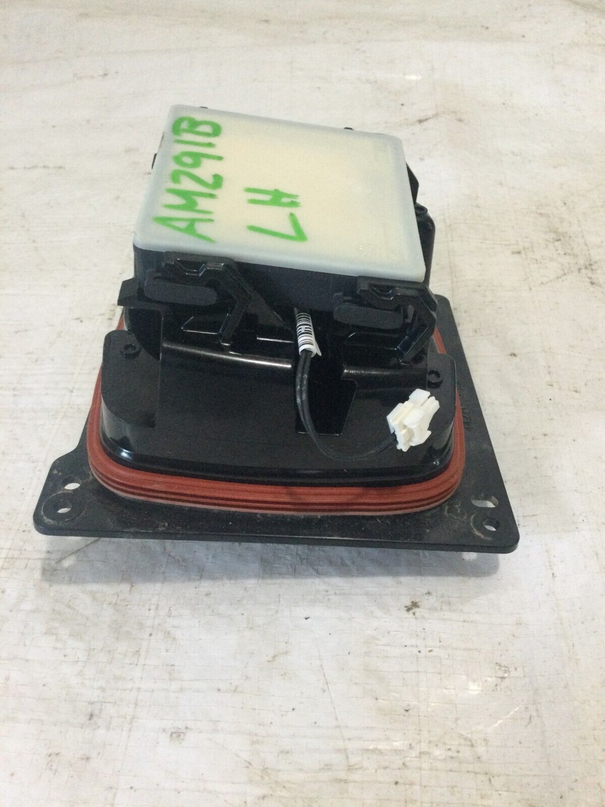 2021-2023 Ford F150 Left Rear Blind Spot Sensor Radar  Taillight  Module OEM