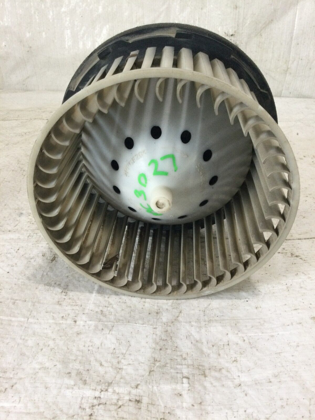 2007  Gmc Sierra 1500  Blower Motor 52408152 OEM