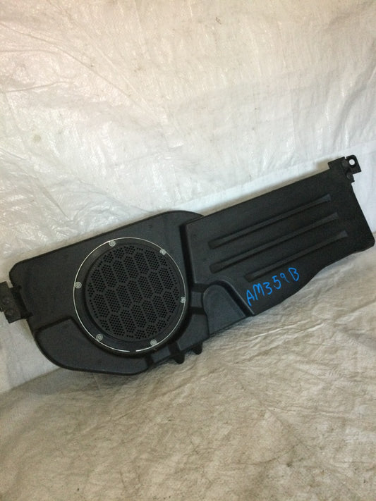 2010 Dodge Ram 1500 Subwoofer P05064369AB OEM