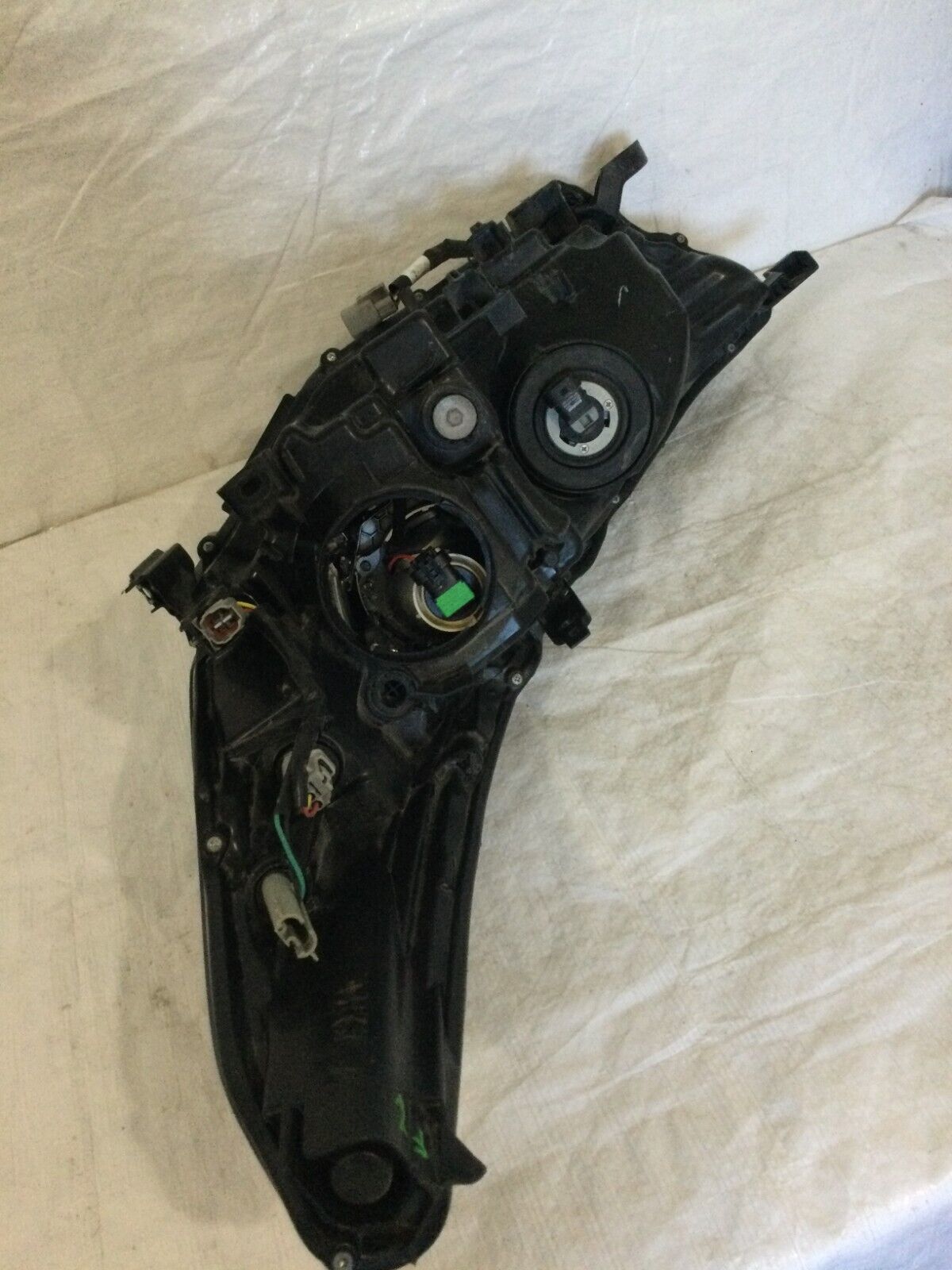 2017-2019 Toytota Highlander Headlight Right Passenger Side OEM RH