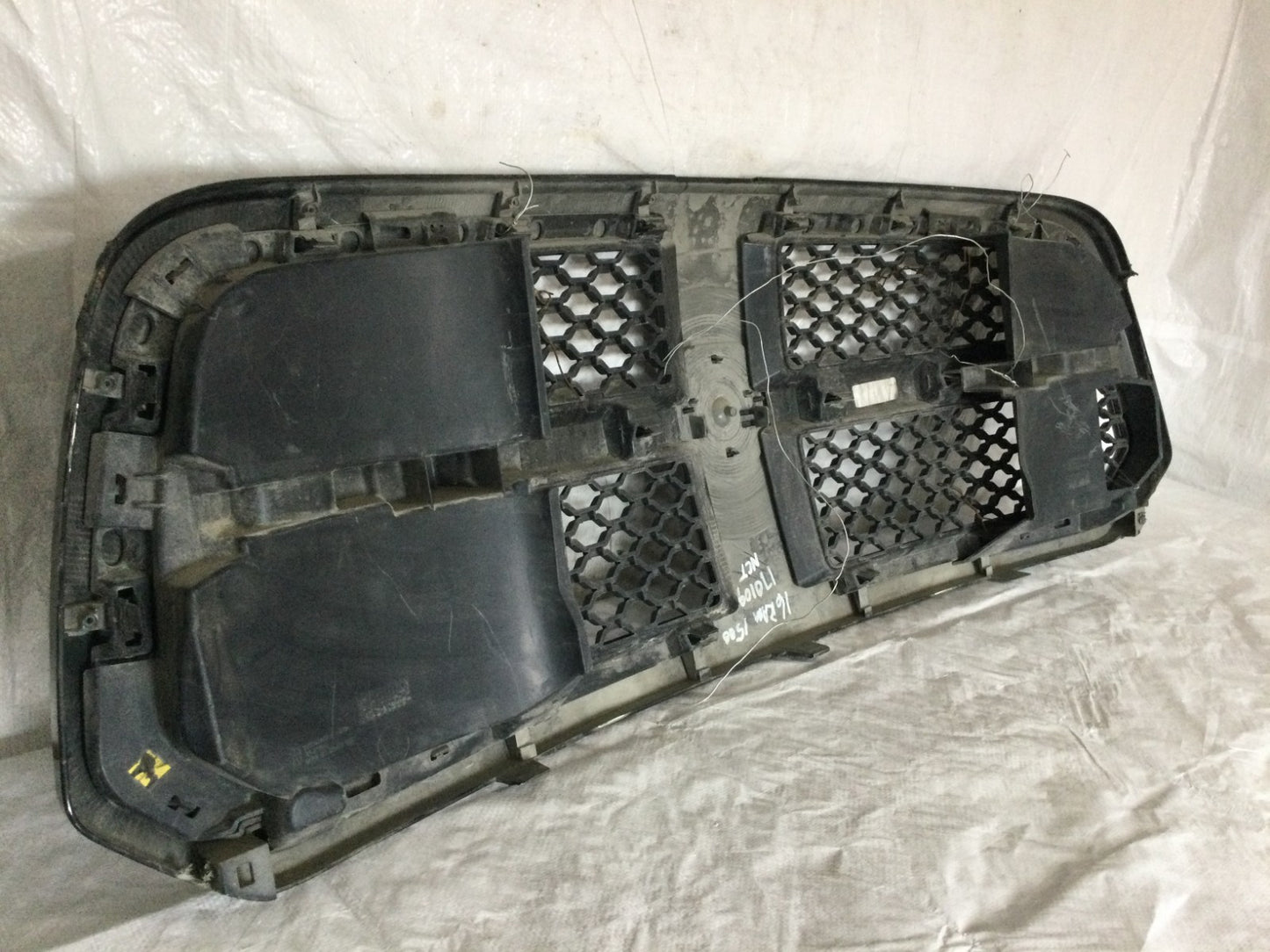 2017 Dodge Ram 1500 Sport Front Grille OEM 13DSAC0031 HAS LITTLE SCUFFS