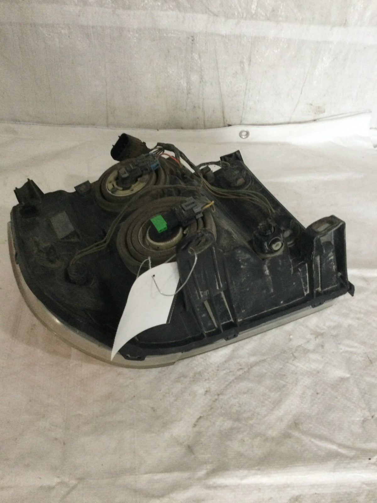 2007 - 2012 GMC Sierra 1500 RH Passenger Side Headlight OEM
