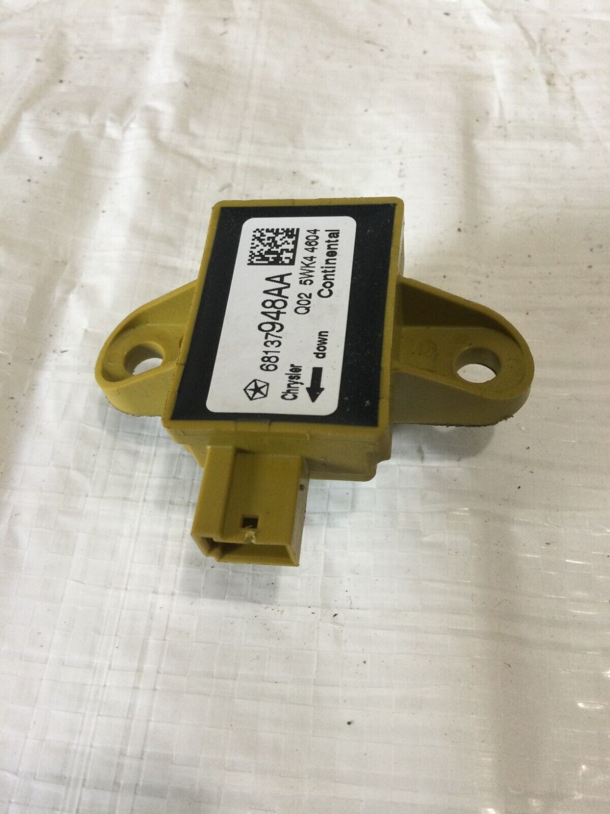 2017 Dodge Grand Caravan Multi-Purpose Left Pressure Sensor 68137948AA OEM