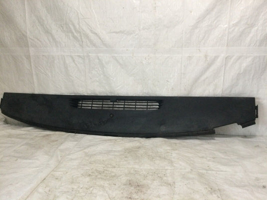 2011 Chevrolet Silverado 1500 Dash Vent Defrost Cowl Windshield Panel OEM
