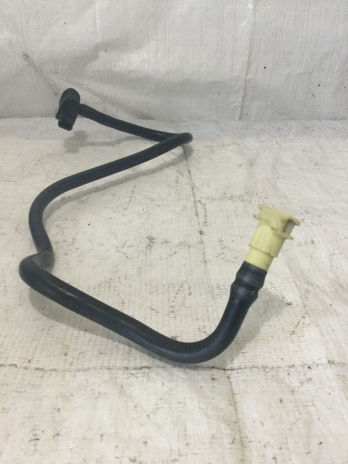 2017 Chevrolet Cruze Vacuum Hose 13581099 OEM