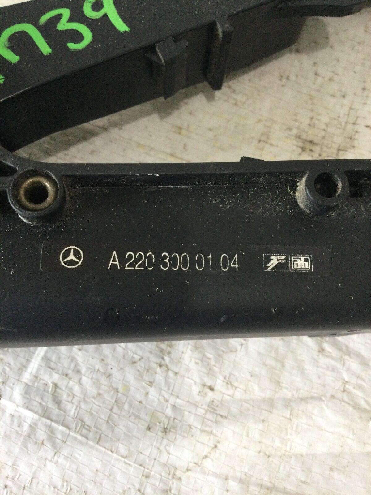 2004 Mercedes Benz S430 S Class Gas Pedal OEM A2203000104