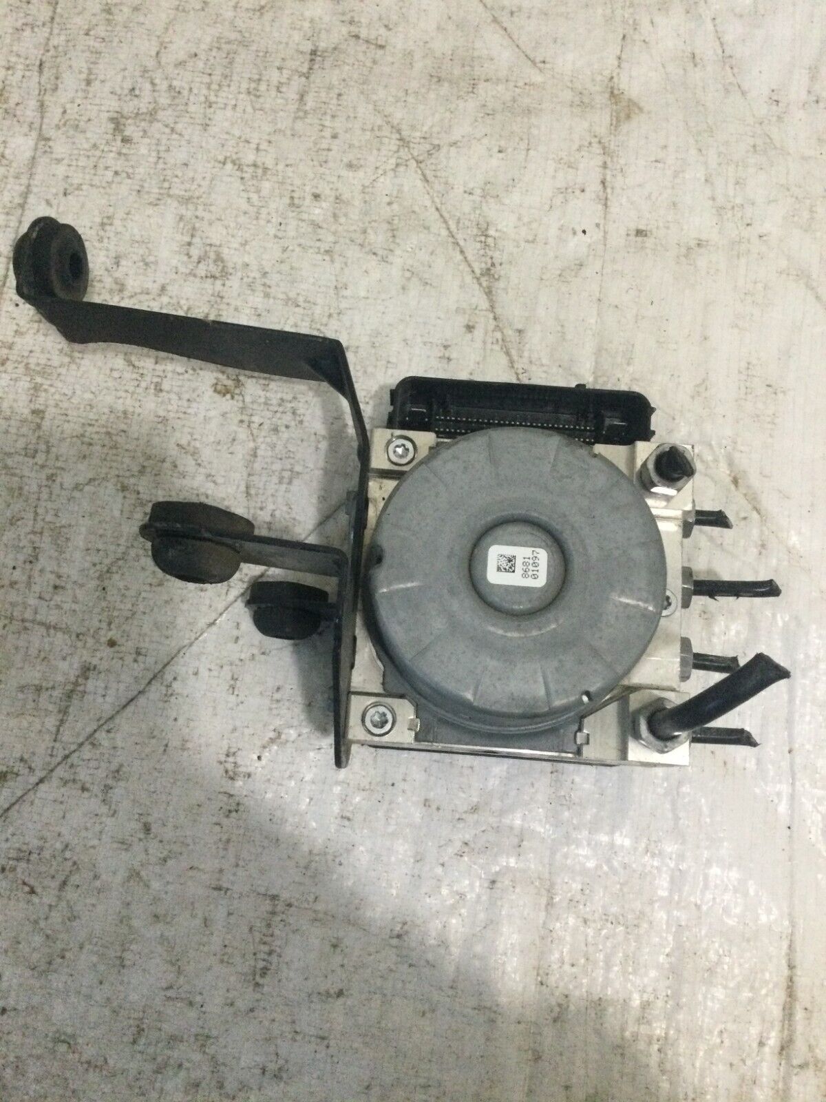 2019 Ford Escape 1.5L AT ABS Pump Control OEM GV612C405CL Module