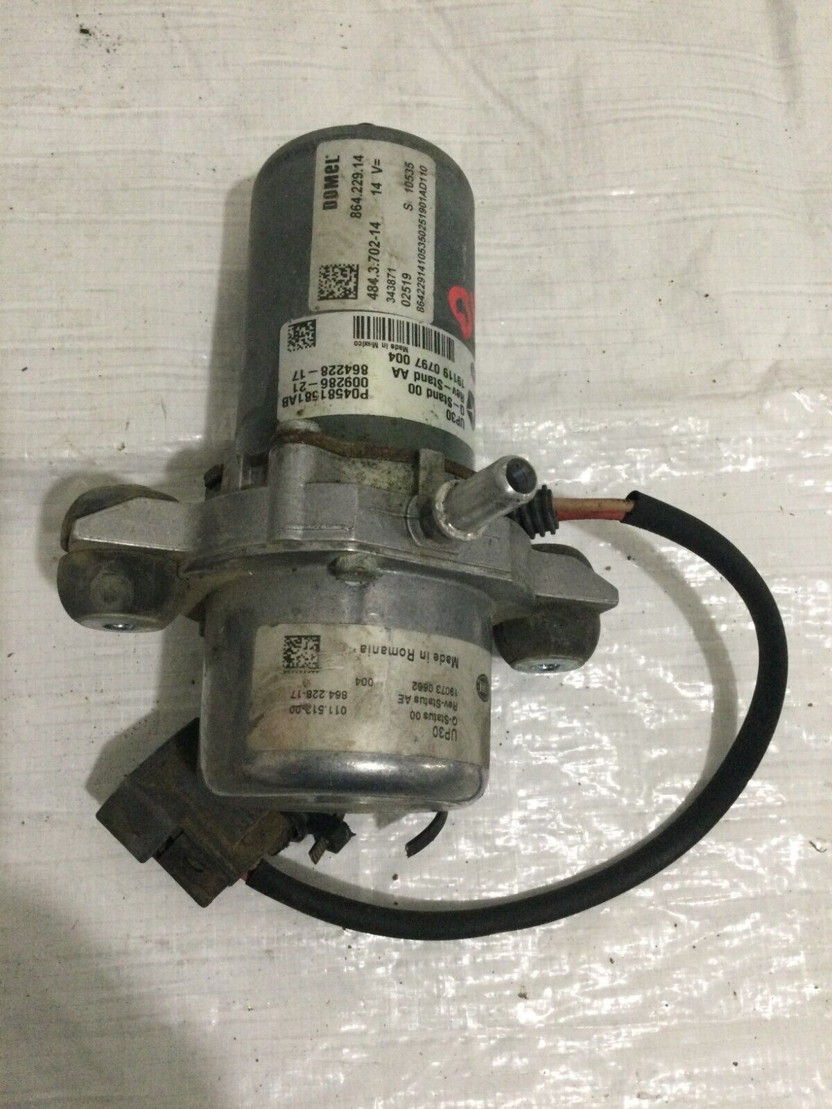2019 Ram 1500 Pickup Brake Booster Vaccume Pump 3.6L 04581581AB OEM
