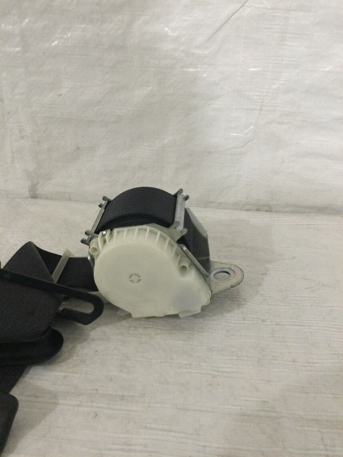 2007 GMC Sierra 1500 Rear Right Seat Belt OEM 15890417