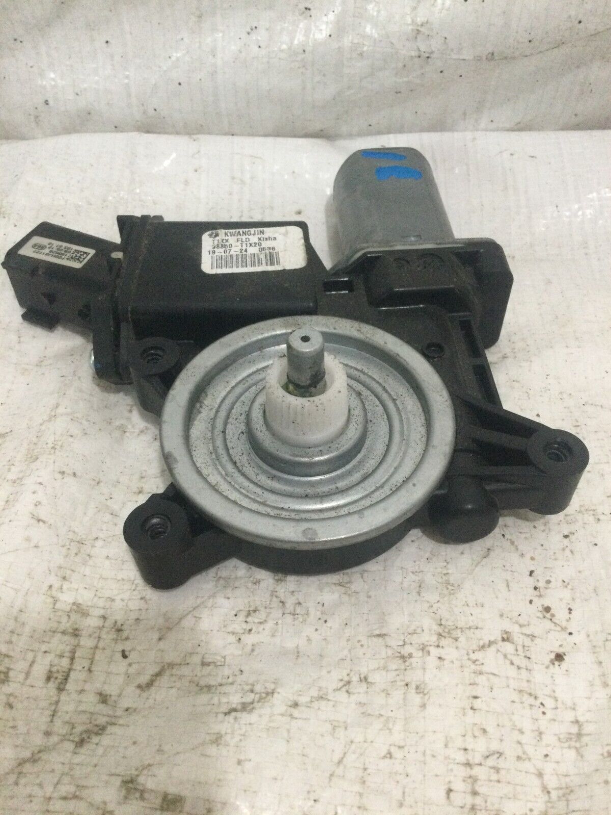 2019 GMC Sierra 1500 Front Left Window  Door Motor OEM
