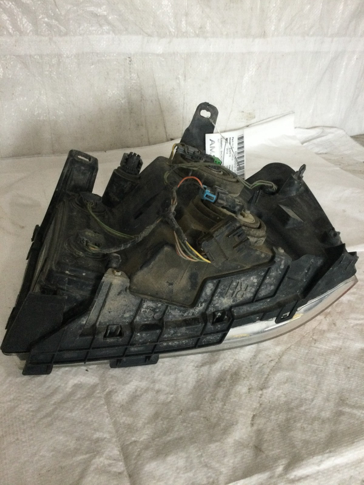 2007 - 2012 GMC Sierra 1500 RH Passenger Side Headlight OEM