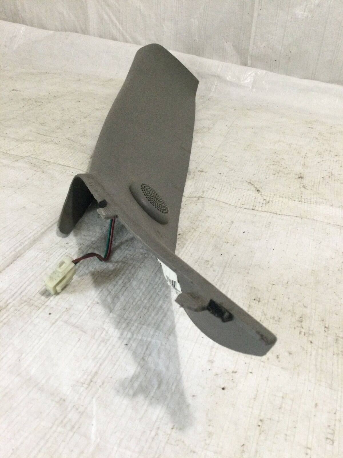 2006 GMC Sierra 2500HD A Pillar Trim W/ Left Driver Side OEM LH