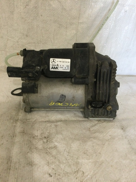 2014 Mercedes Benz GL63 5.5L Air Suspension Compressor Pump OEM A1663200204