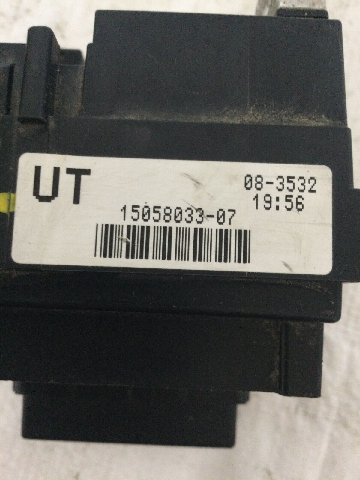 2003-2006 Cadillac Escalade EXT  Dash Fuse Box Relay Module OEM 15058033